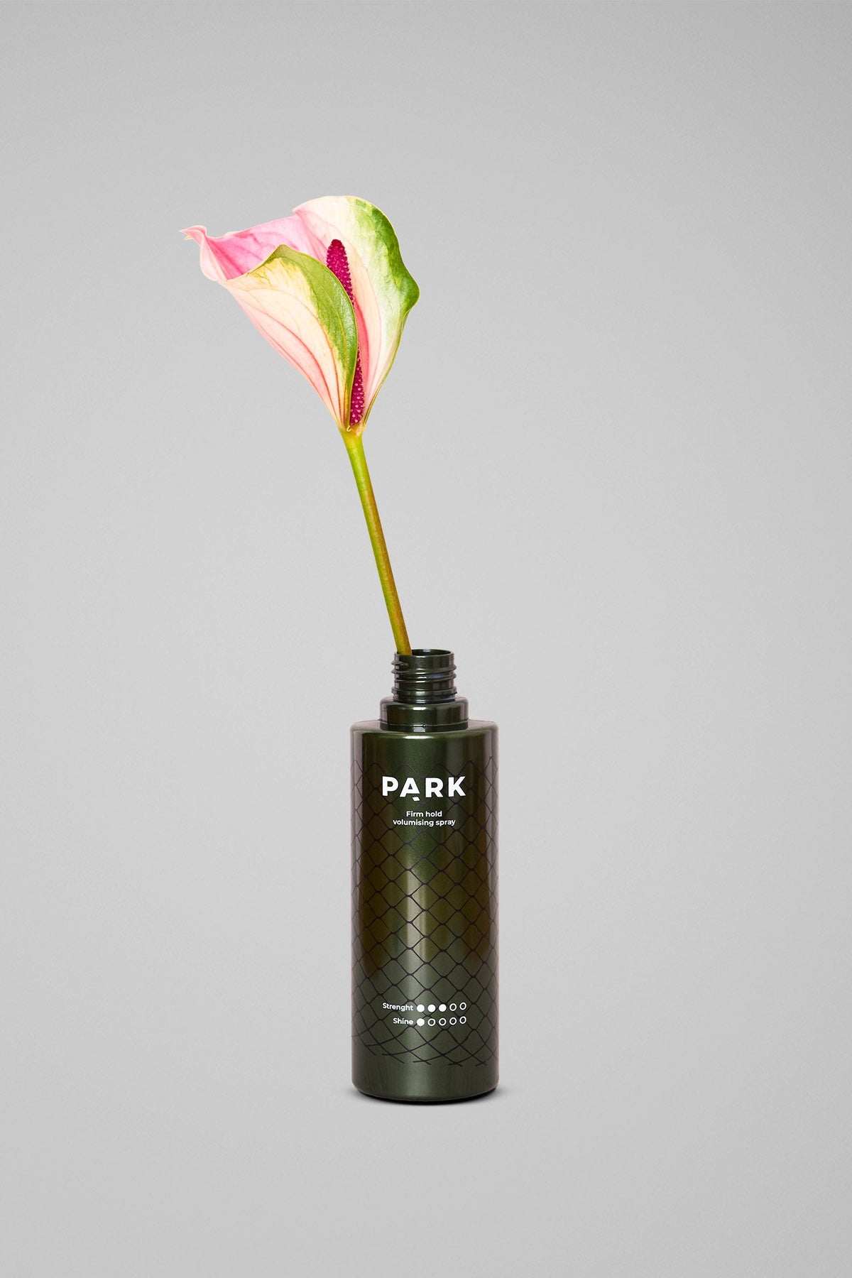 Firm Hold Volumizing Spray – kraftig volumspray med sterkt hold