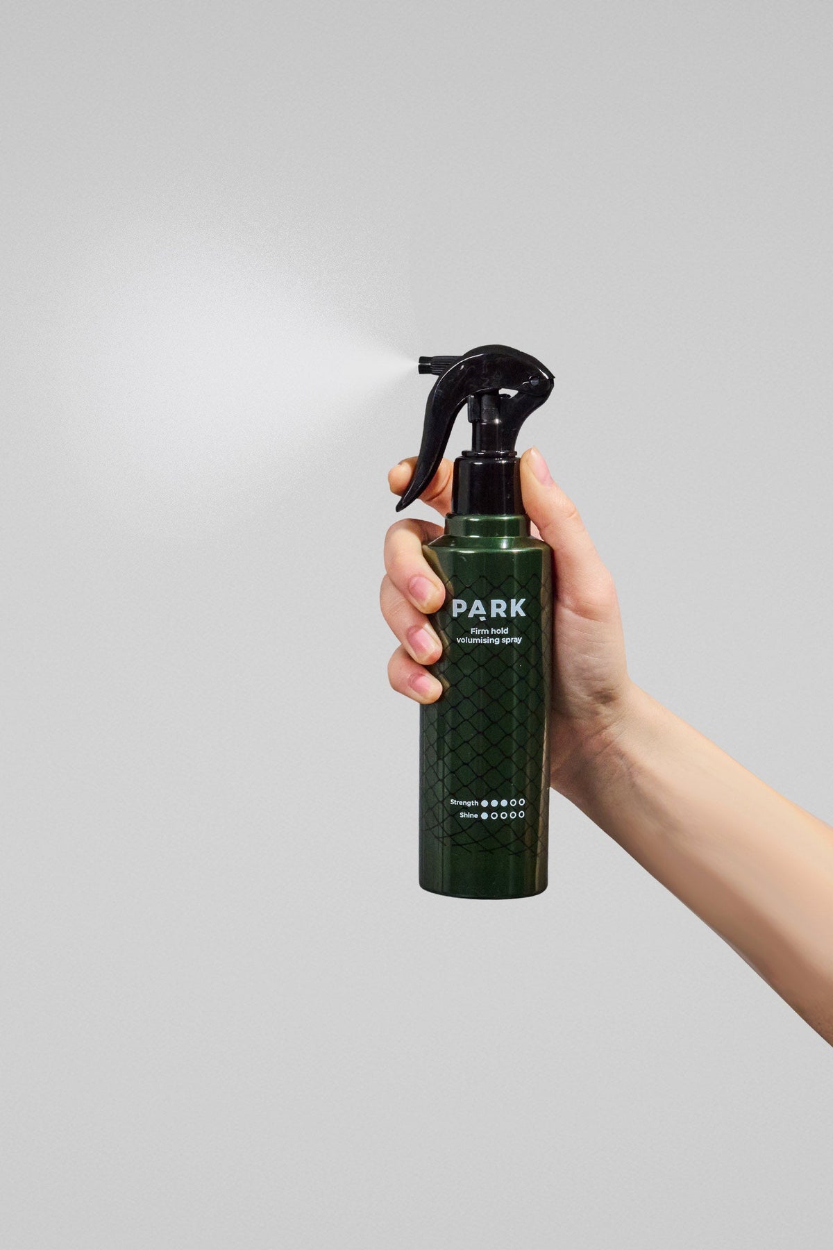 Firm Hold Volumizing Spray – kraftig volumspray med sterkt hold