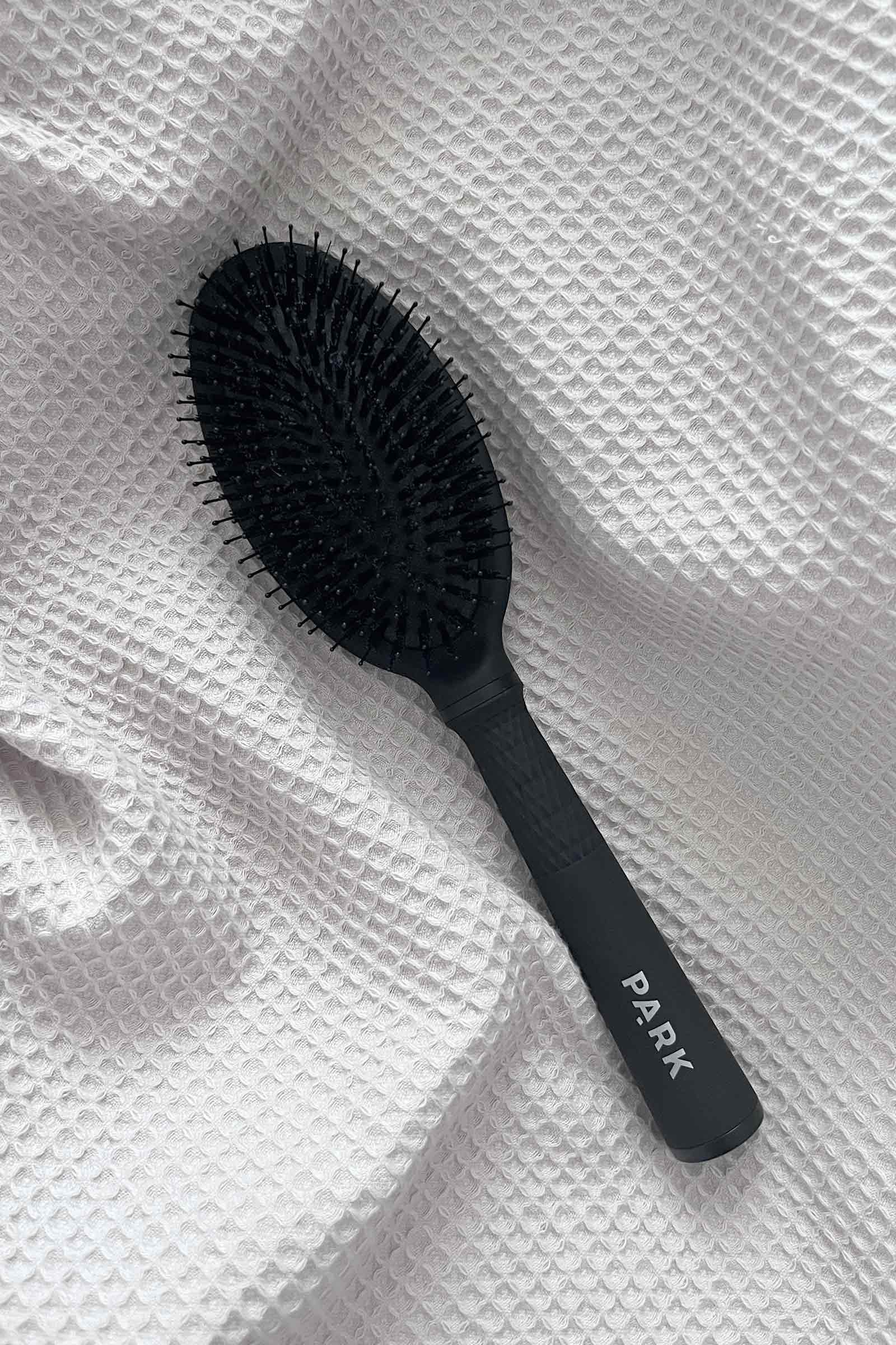 Lux Styling Brush – Hårbørste for daglig pleie og styling